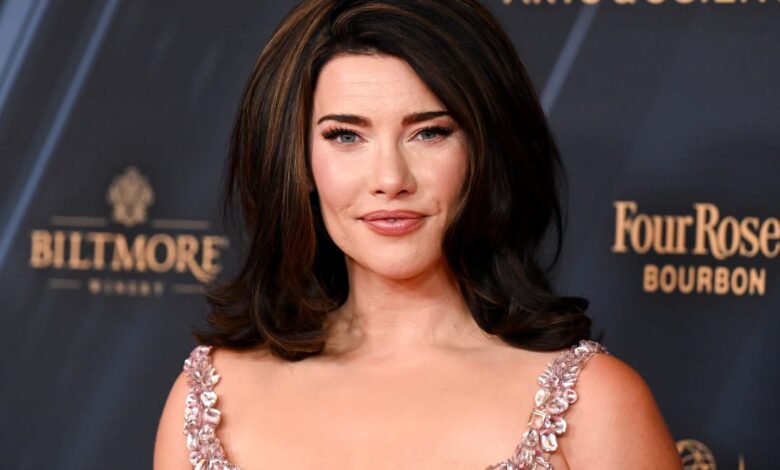 Jacqueline MacInnes wood
