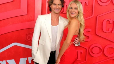 Kelsea Ballerini and Chase Stokes