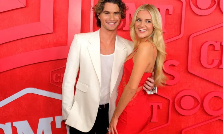 Kelsea Ballerini and Chase Stokes